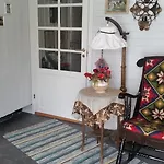 Stort Hus Med Garasje, 3 Soverom Villa