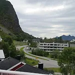 Villa Stort Hus Med Garasje, 3 Soverom