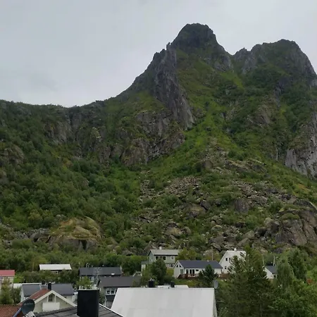 Stort Hus Med Garasje, 3 Soverom Villa *