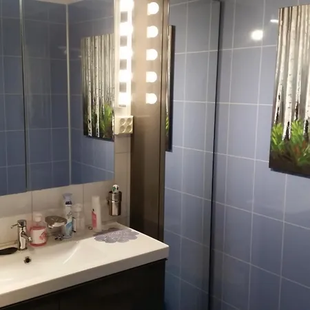 Stort Hus Med Garasje, 3 Soverom * Svolvær