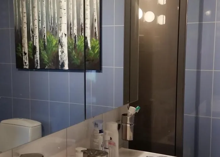 Stort Hus Med Garasje, 3 Soverom Svolvær